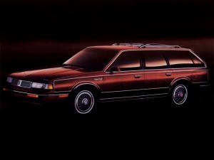 Oldsmobile Cutlass Cruiser